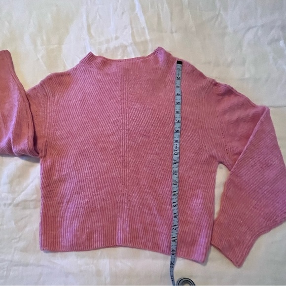 TOPSHOP Crop Sweater - Picture 7 of 8